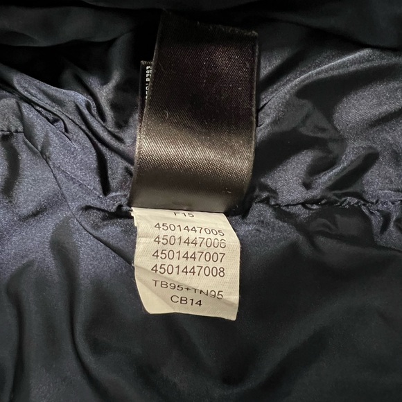 Women’s Sz SMALL North Face Parka (550) - Picture 11 of 11